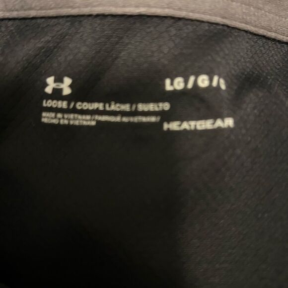 Branded under Armour heat gear polo - Picture 4 of 5